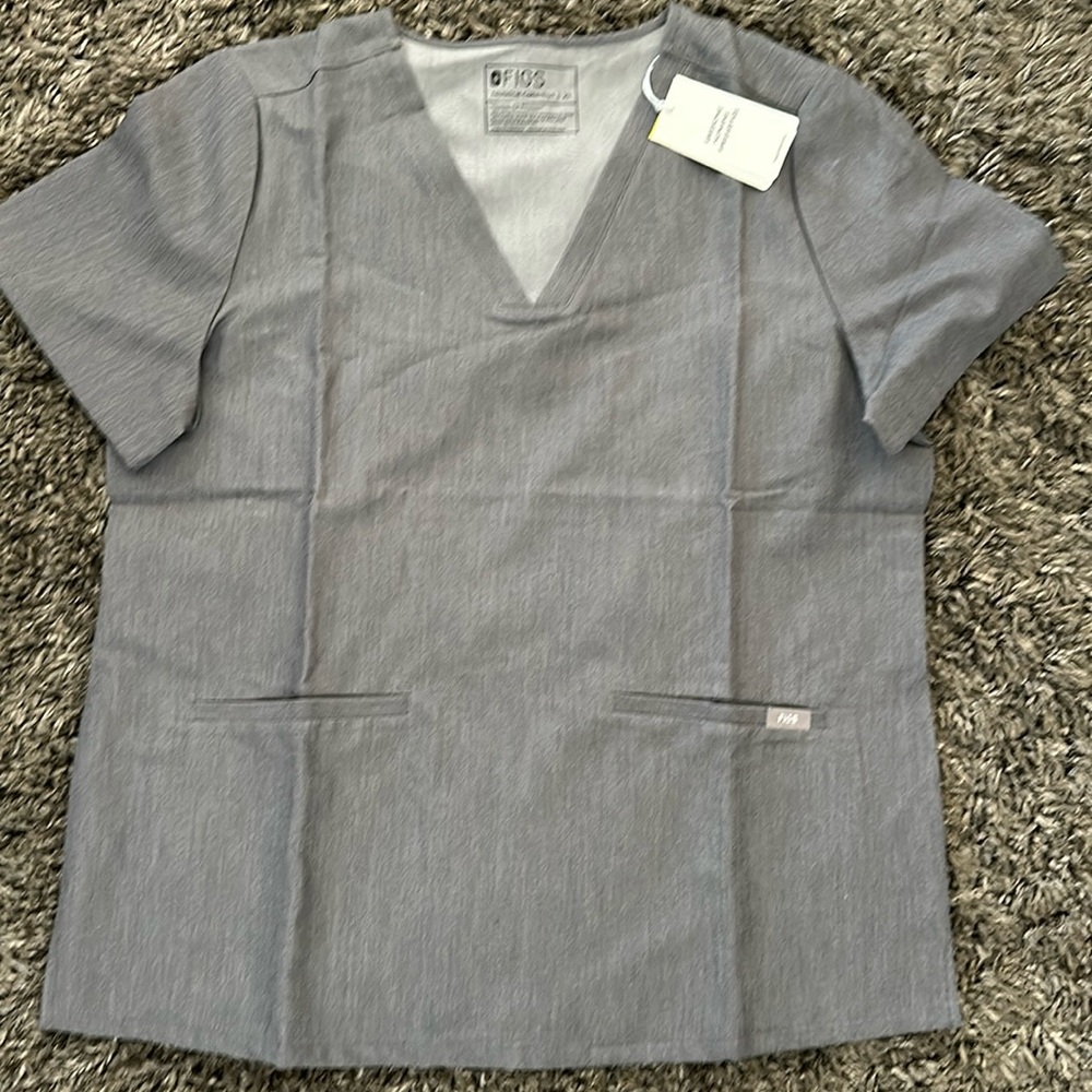 FIGS scrub top, XL